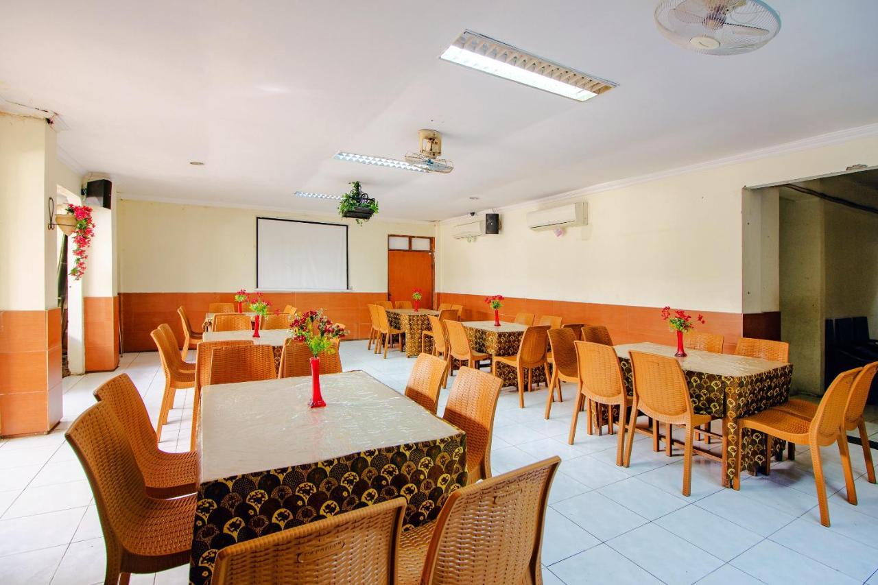Oyo 1683 Hotel Musafira Syariah Yogyakarta Luaran gambar