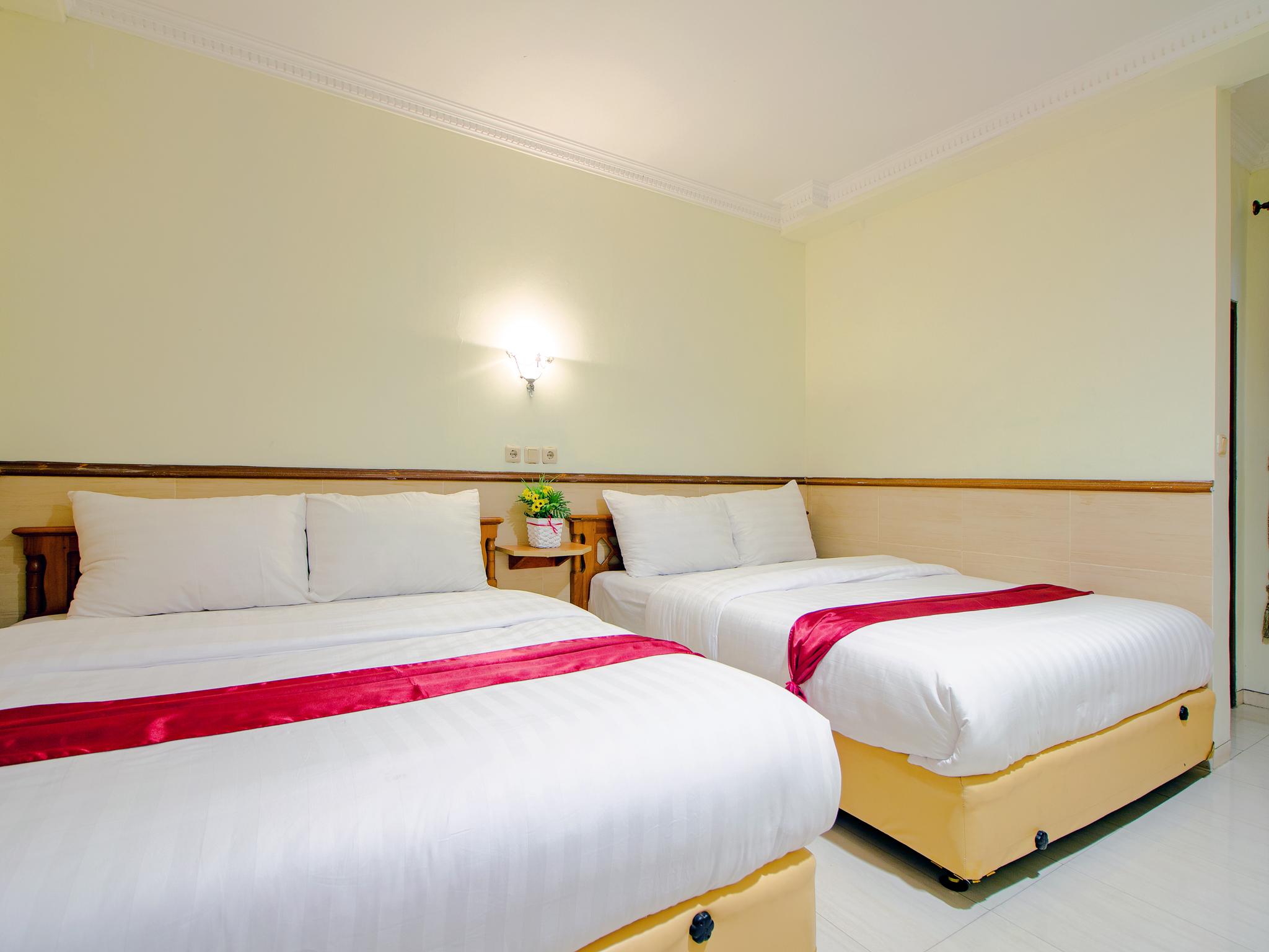 Oyo 1683 Hotel Musafira Syariah Yogyakarta Luaran gambar