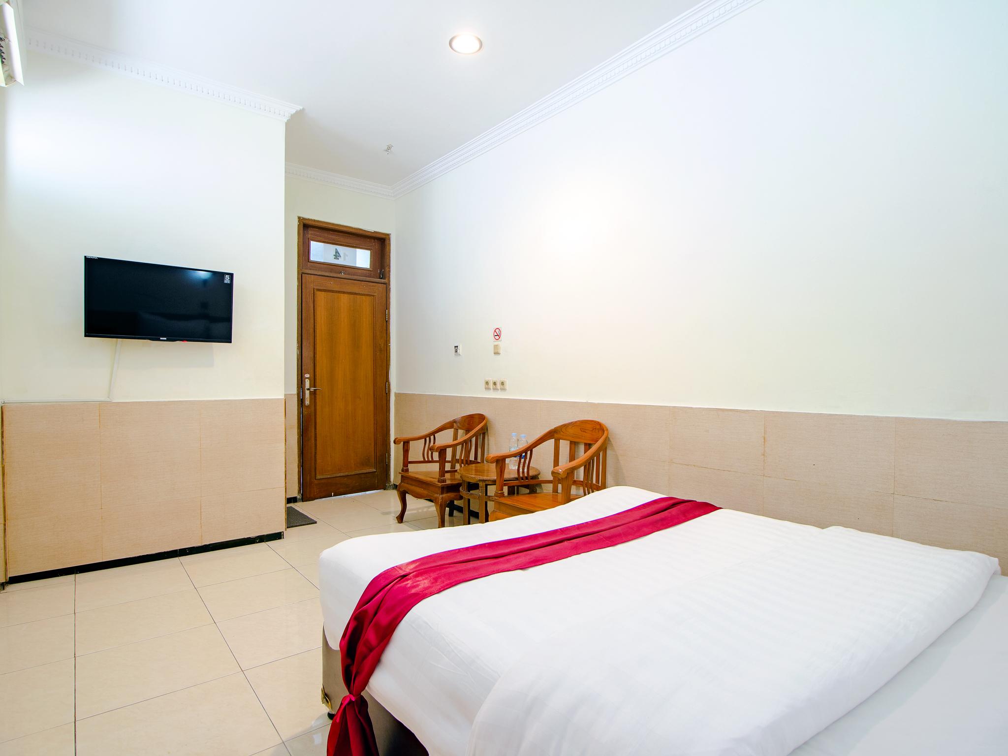 Oyo 1683 Hotel Musafira Syariah Yogyakarta Luaran gambar