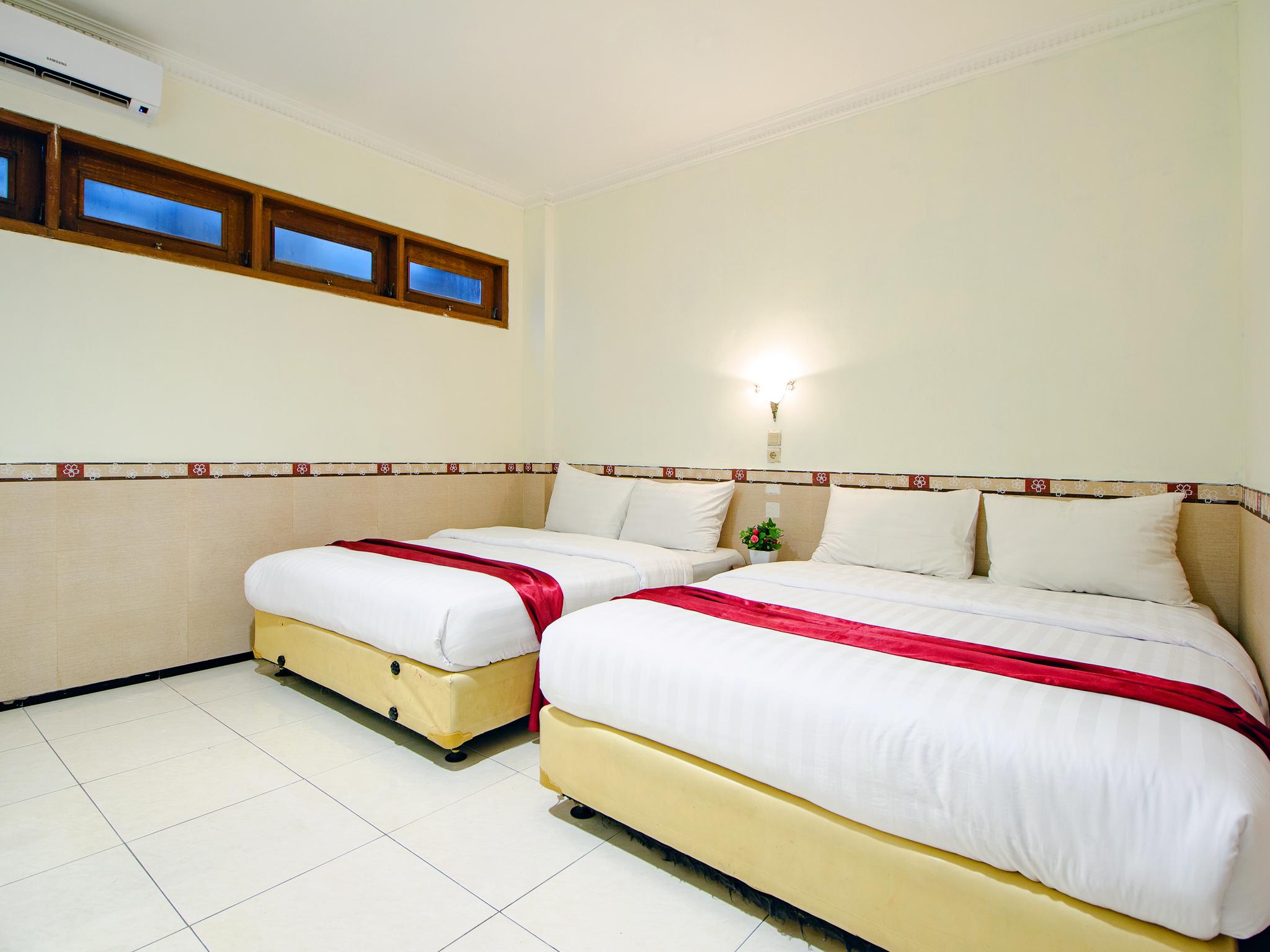 Oyo 1683 Hotel Musafira Syariah Yogyakarta Luaran gambar