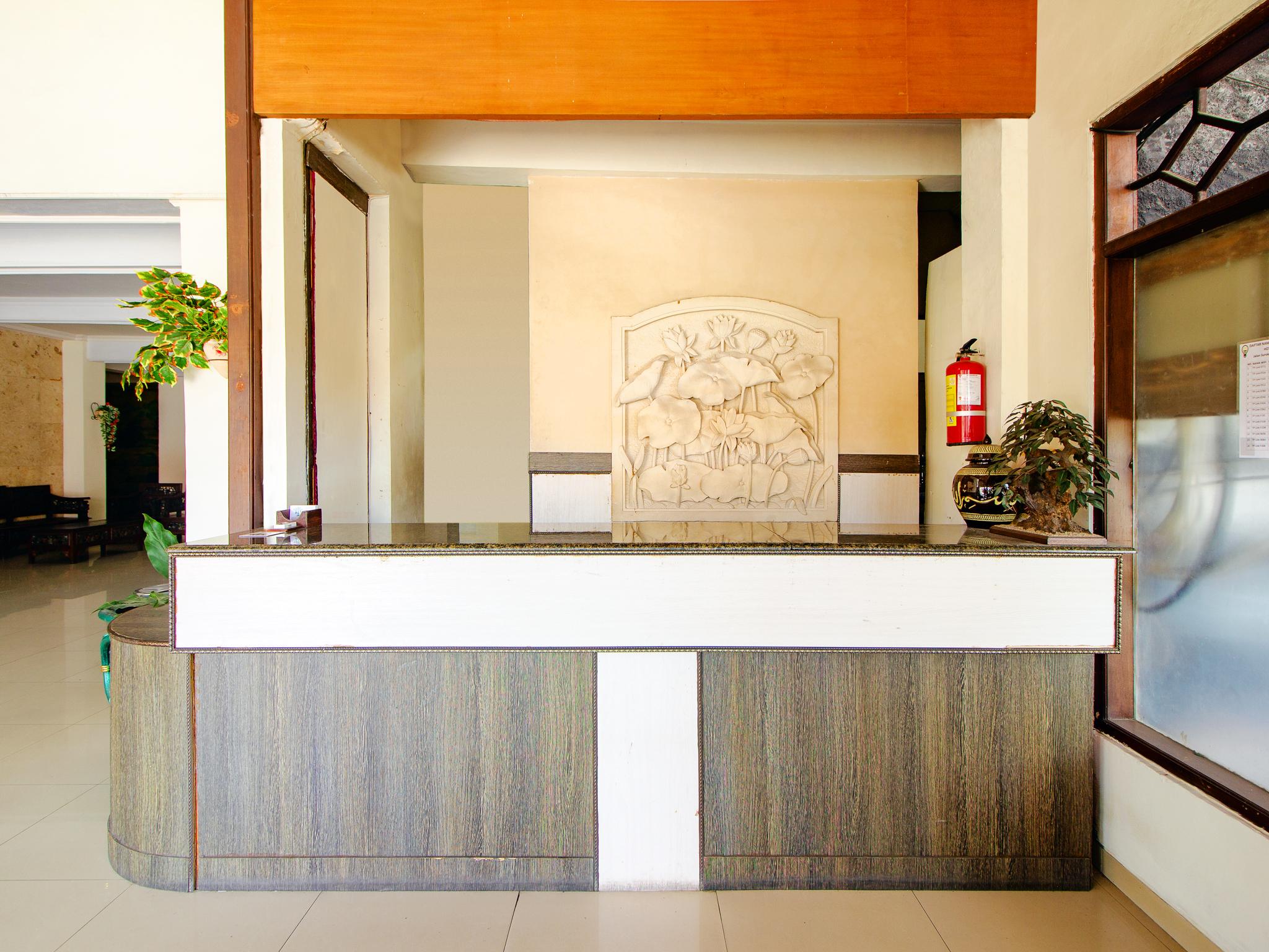 Oyo 1683 Hotel Musafira Syariah Yogyakarta Luaran gambar