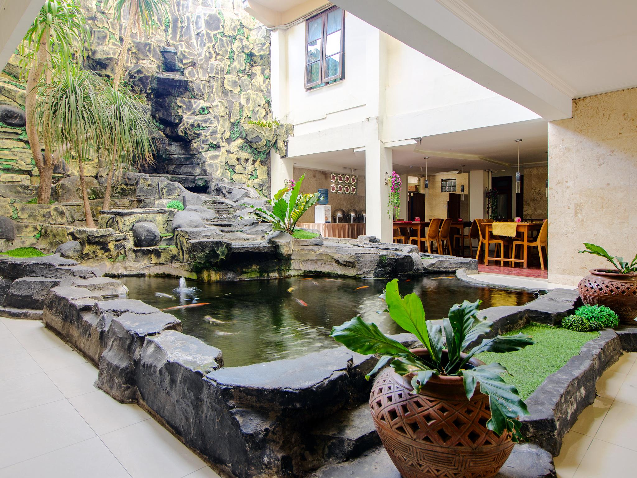 Oyo 1683 Hotel Musafira Syariah Yogyakarta Luaran gambar