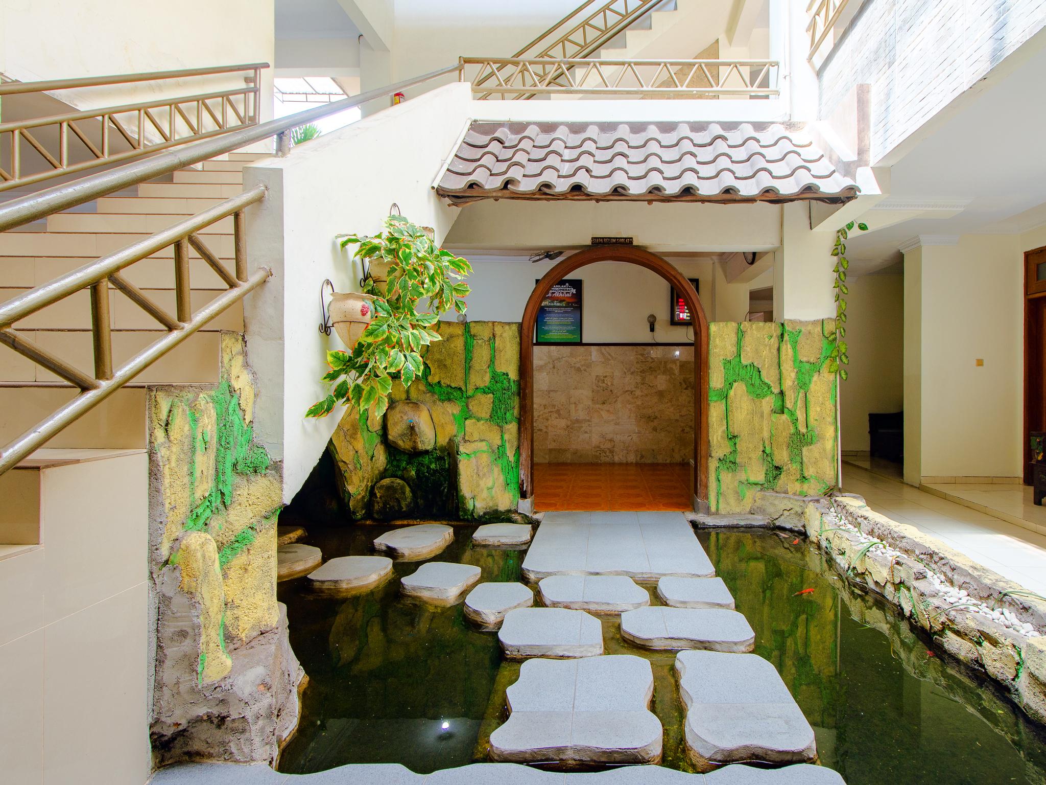 Oyo 1683 Hotel Musafira Syariah Yogyakarta Luaran gambar
