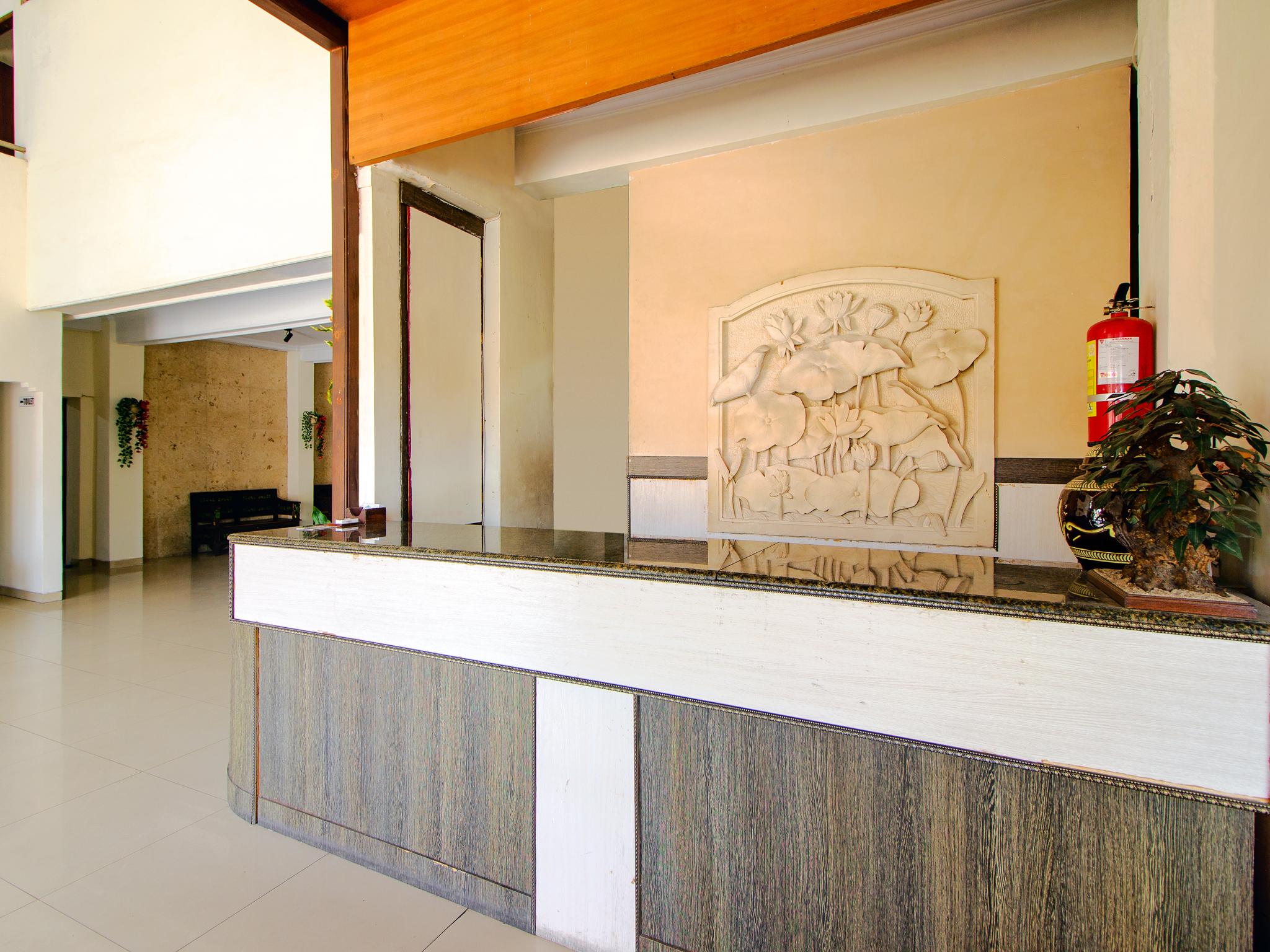 Oyo 1683 Hotel Musafira Syariah Yogyakarta Luaran gambar