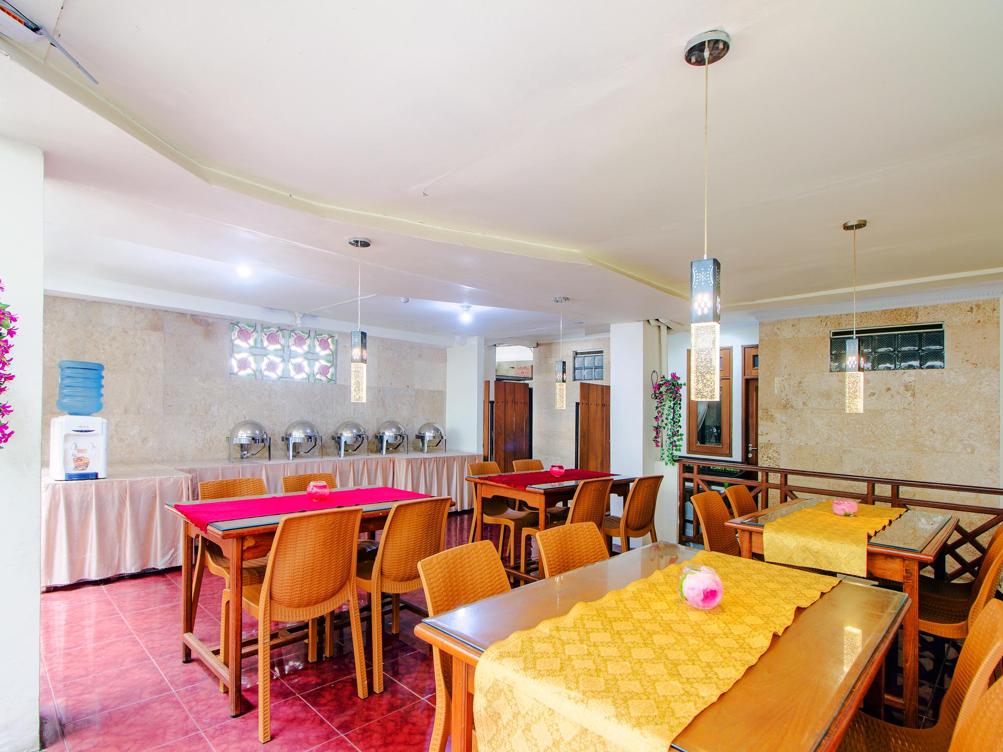 Oyo 1683 Hotel Musafira Syariah Yogyakarta Luaran gambar